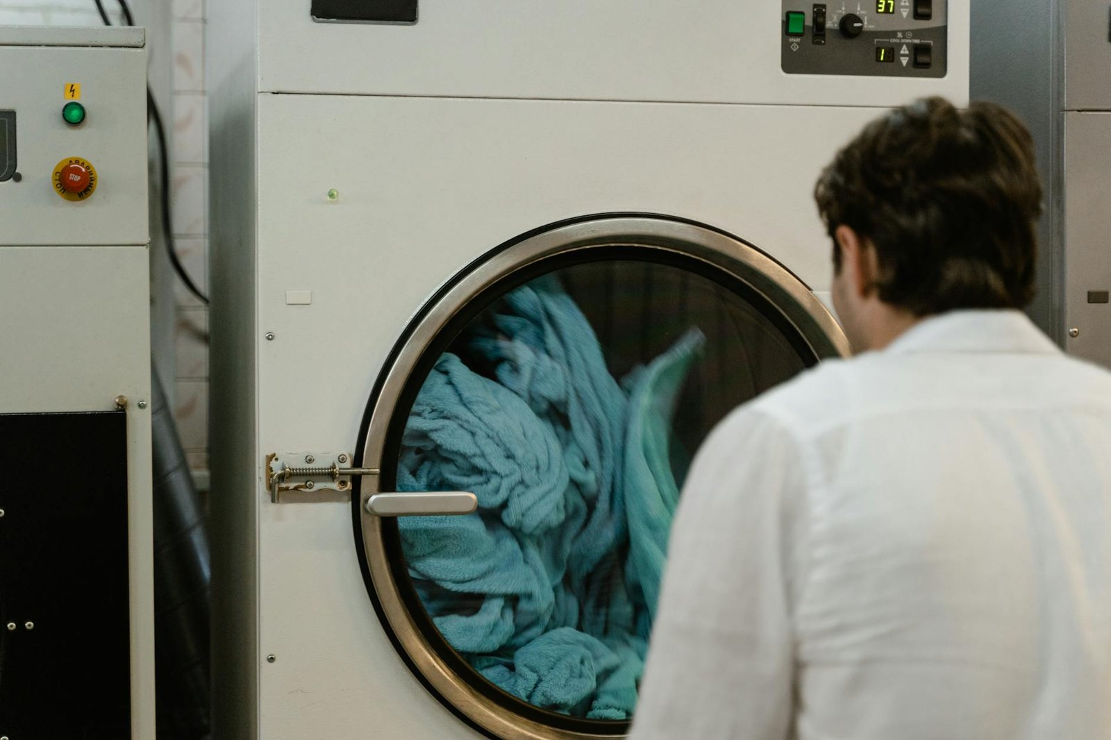 Inspired Holiday Rental Washing Machine Chaos: A Beginner’s Guide to Smart Laundry Monitoring
